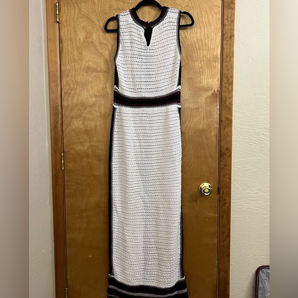 EB Luxe Los Angeles Blk/Wht/Purple Open Weave Crochet Maxi Dress M - Picture 7 of 12